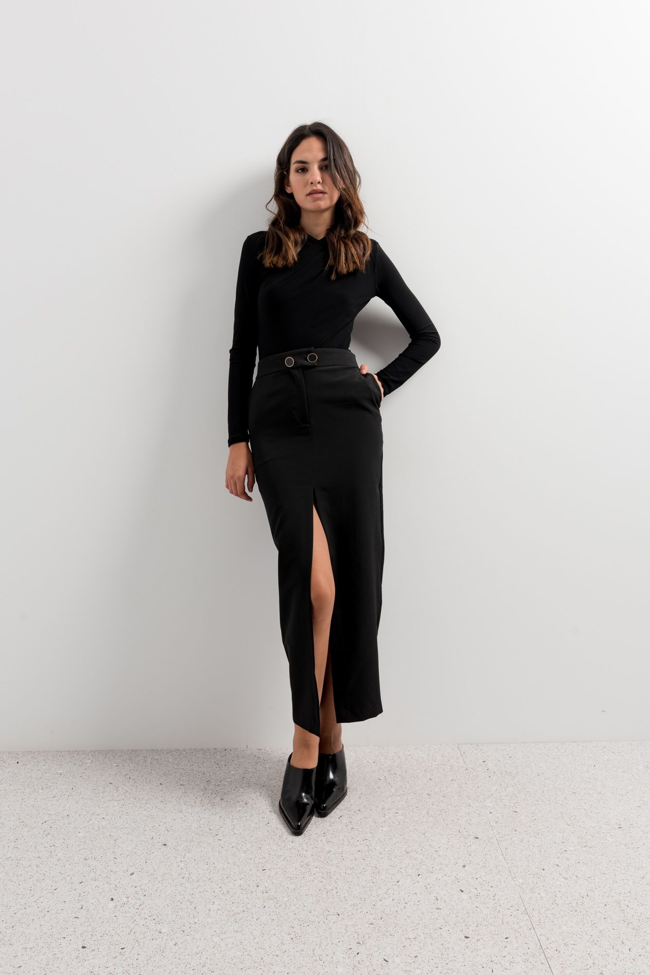 FALDA MIDI BOTONES