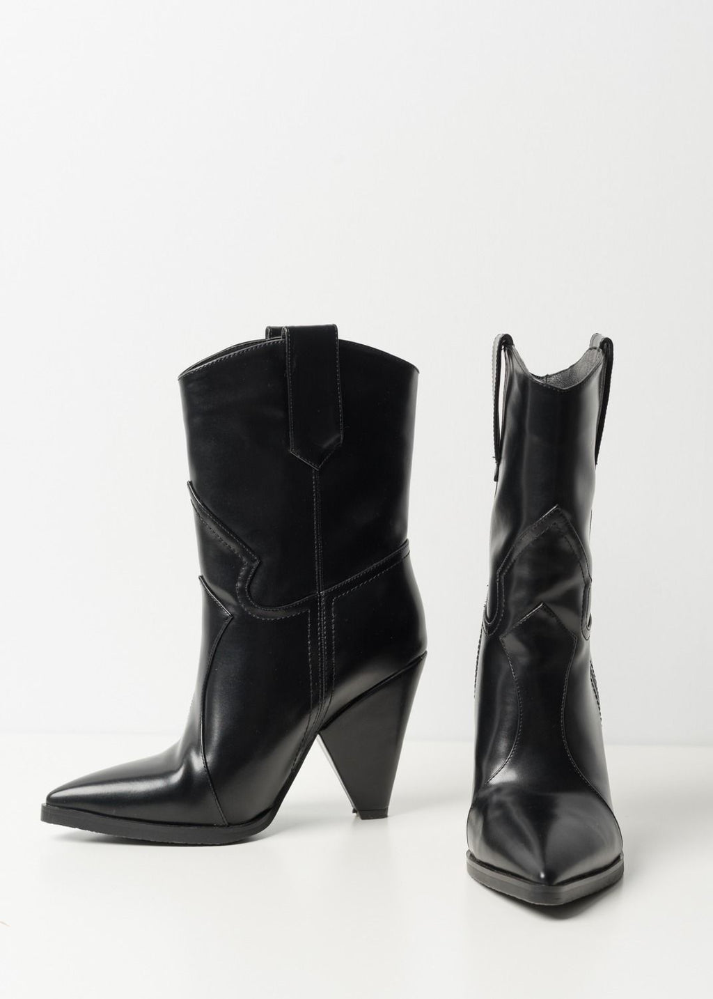 COWBOY BOOTS