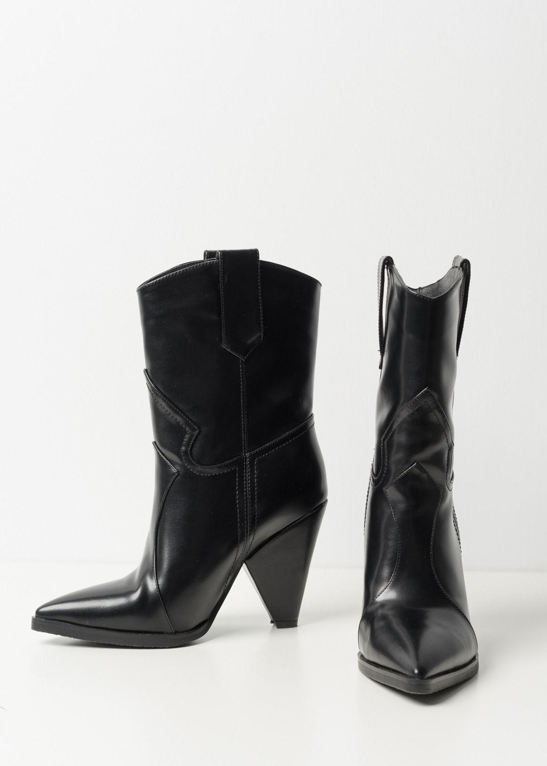 COWBOY BOOTS