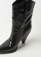 COWBOY BOOTS