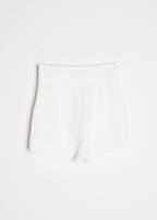 SHORT CON ABERTURA