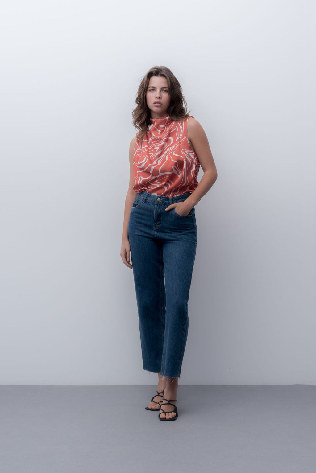BLUSA ESTAMPADA SATINADA