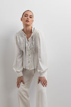 BLUSA VOLANTE LAZO