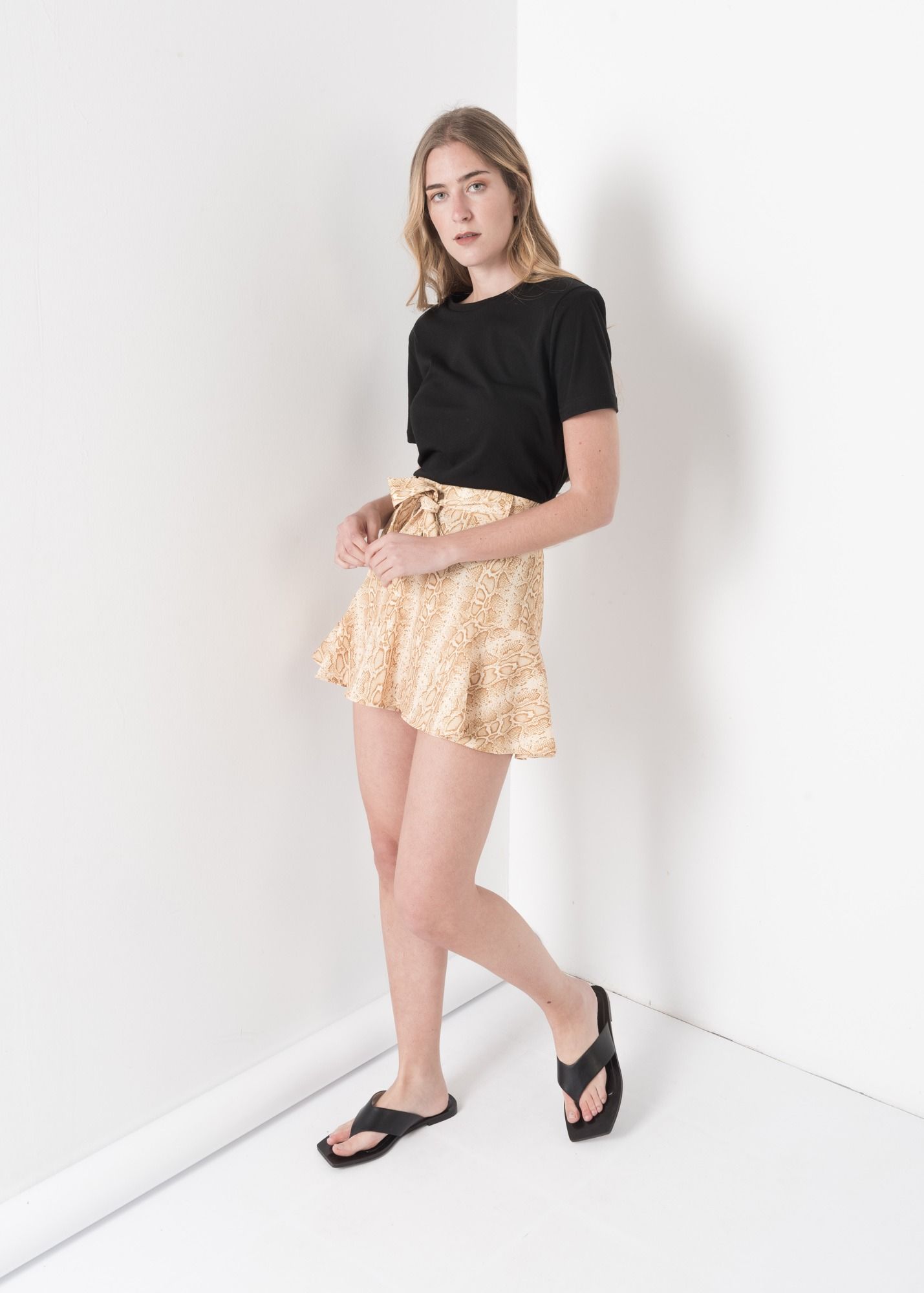 FALDA MINI VOLANTE