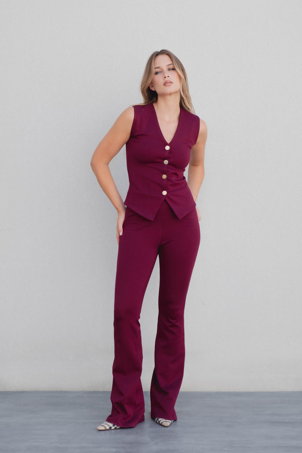 PANTALON PUNTO TEXTURA FLARE